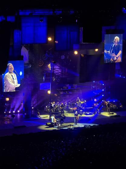 Concert stage with the artists Acda & De Munnik