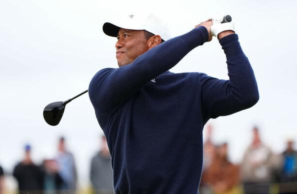 Tiger Woods undergoes back surgery to replace collapsed disc in spine
