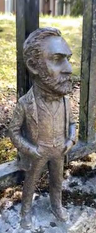 Kneehigh Alfred Nobel garden gnome