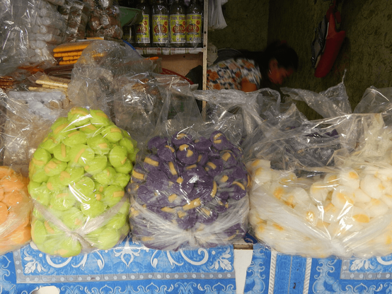 <p>MANILA, Philippines — Cradled by rich salt beds, the province of Pangasinan took on the name “Panag-<em>asin</em>an” — later “Pangasinan” — to mean “the place where salt is made.” </p>



<p>But just as its air smells like fresh <em>bangus </em>(milk fish)<em>,</em> fragran<em>t buro </em>(fermented dish)<em>,</em> and flavorful<em> bagoong </em>(salted fish sauce)<em>, </em>Pangasinan is equally proud of the sweetness that calls out to you from the corners of the bus stops to the roadside.</p>



<p>From Calasiao to Bayambang, and everywhere in between, come along for a quick food trip beyond Pangasinan’s salty shorelines and into the core of its sweetest desserts!</p>



<h5 class="wp-block-heading" id="h-puto">Puto</h5>



<p>Calasiao, the second-oldest town in Pangasinan, is <a href="https://main.psu.edu.ph/wp-content/uploads/2023/11/Native-Delicacies-of-Pangasinan-2.pdf" rel="noreferrer noopener" target="_blank">best known for its reserves of &#8220;white gold</a>&#8221; — the beloved <em>Puto Calasiao</em>. The name <em>puto</em> traces its roots to the Malay word <em>puttu</em>, which translates to “portioned” — a fitting name for these bite-sized <em>kakanins </em>(rice cakes).&nbsp;</p>



<p><em>Putos </em>are made from glutinous rice, sugar, and flavorings, often stuffed with a small amount of cheese and steamed into small and soft clouds of deliciousness.  Aside from its pure white color, <em>Puto Calasiao </em>can also burst into a rainbow — pink (strawberry),