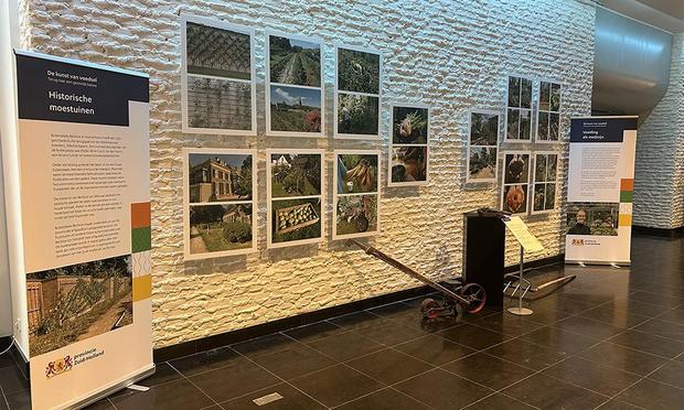 Expositie in het provinciehuis.
