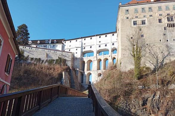 Die Mantelbrücke in Cesky Krumlov