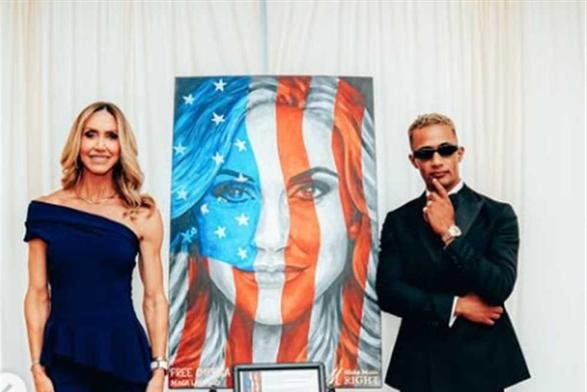 محمد رمضان يهنئ لارا ترامب بعيد ميلادها: «اتمنى لكي سعادة لا نهاية لها» (صور)