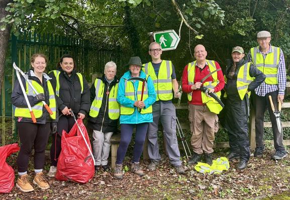 A happy and cheery bunch of volunteers nearly the end of the session!