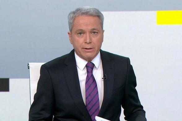Vicente Vallés presentando 'Antena 3 Noticias' (Antena 3)