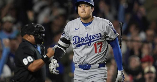 Shohei Ohtani's struggles continue as Dodgers are swept by Cubs
