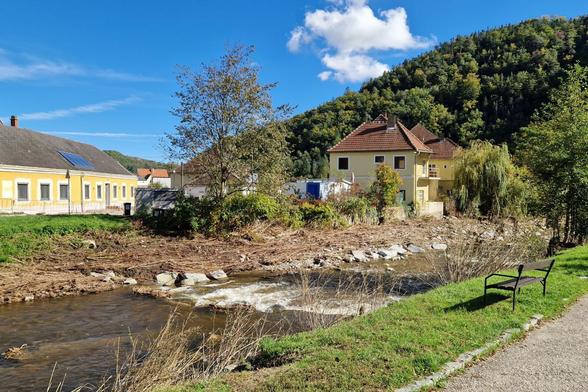 Am Kremsfluss in Senftenberg