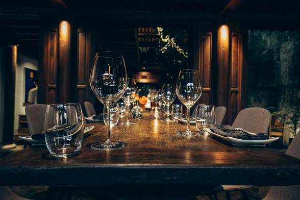 Una mesa en un restaurante. (Getty Images)