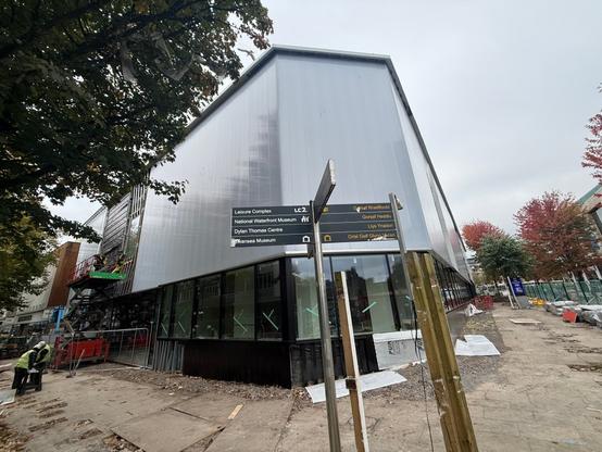 Photo of Y Storfa construction site on Oxford Street, formerly British Home Stores.