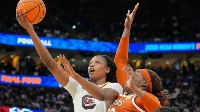 Dawn Staley, South Carolina prepare for season without Chloe Kitts: 'We're unafraid'