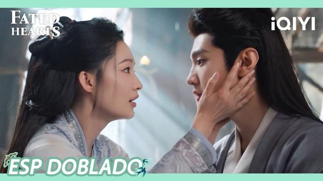 【Doblado】¿El príncipe amnésico quiere lastimarla? | Una Risa Entre Canciones | iQIYI Spanish