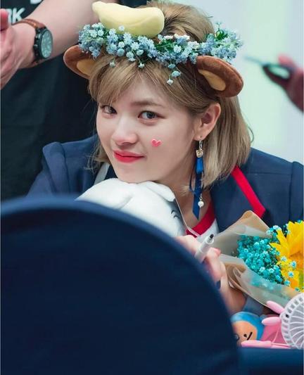 Jeongyeon so pretty