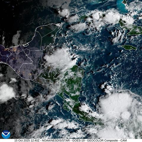 Imagen satelital que ilustra las condiciones atmosféricas sobre el territorio de América Central.