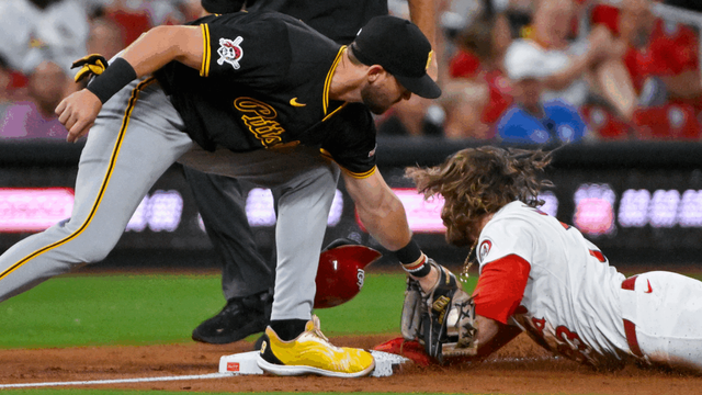 Two Pirates Nominated For Gold Glove Awards