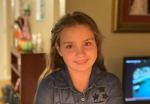 La niña estadounidense Eliana Nachem, tratada de su enfermedad ADA-SCID.