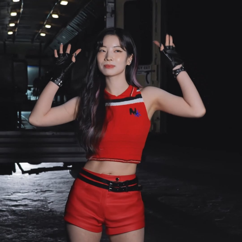 251016 - The 2025 version of LIKE OOH-AHH Dahyun looks fantastic!