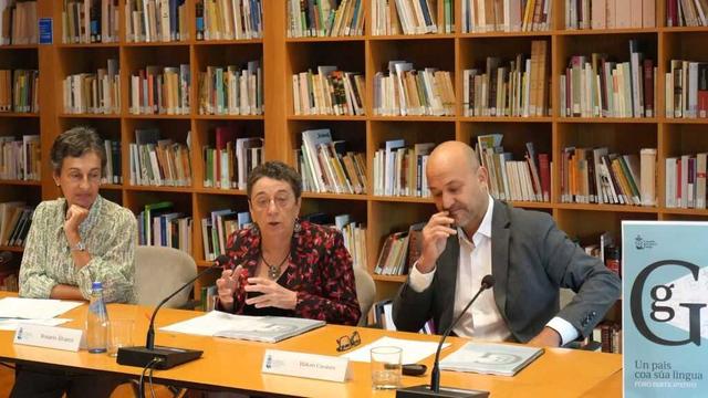Dolores Vilaveda, Rosario Álvarez e Hákan Casares, este 16 de outubro. (Foto: CCG)