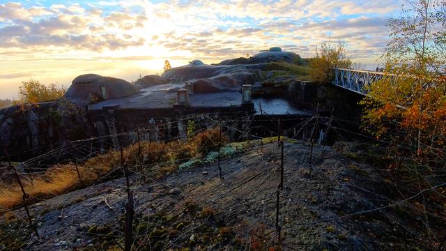 Exploring the historic Høytorp Fort in Mysen, Norway 🏰✨ One of the largest inland fortresses in the country, a hidden gem of Norwegian military history💥 Discover tunnels, old cannons, and sweeping views of Indre Østfold!