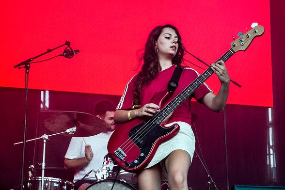 Pic Mourn by Mabe Navarrete
Canela Party 2025, nada como vivirlo, pero si estuviste puedes disfrutar de esta colección de instantáneas.
https://www.lafactoriadelritmo.com/canela-party-2025/20-a-23-de-agosto-2025-en-malaga
#Press #Canelaparty #Rock #Punk #Alternative #Music #Fest #Reports #Reviews #Pictures #Lives #Gigs