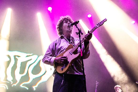 Picture: Fat Dog en Canela Party 2025 by Mabe Navarrete / Neave Visual Art para La Factoría del Ritmo
Canela Party 2025 amplios reportajes para disfrutar y degustar uno de los mejores eventos en Málaga provincia.
https://www.lafactoriadelritmo.com/canela-party-2025
#Press #Canelaparty #Rock #Punk #Alternative #Music #Fest #Reports #Reviews #Pictures #Lives #Gigs #LaFactoríadelRitmo @canelaparty.bsky.social