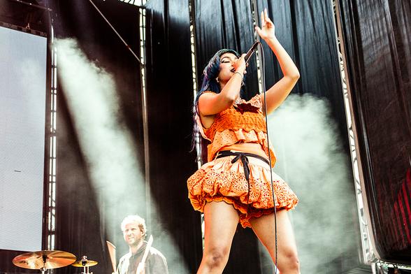 Canela Party 25: 4 días de desenfreno total, buen sentido del humor y mejor música combativa del momento. Menudo cóctel explosivo; pero, tanto si estuviste, como si no, disfruta del amplio reportaje que preparamos para #LaFactoríadelRitmo
https://www.lafactoriadelritmo.com/canela-party-2025 #Rock #Alternative