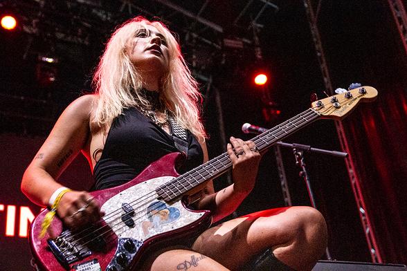 Canela Party 25: 4 días de desenfreno total, buen sentido del humor y mejor música combativa del momento. Menudo cóctel explosivo; pero, tanto si estuviste, como si no, disfruta del amplio reportaje que preparamos para #LaFactoríadelRitmo
https://www.lafactoriadelritmo.com/canela-party-2025 #Rock #Alternative