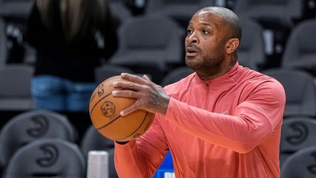 Clippers trade Tucker, Bamba to Jazz for Eubanks, Mills