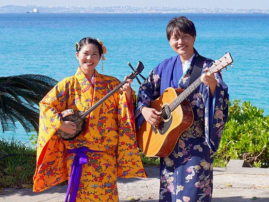 【沖縄ポップスコンサート ちむぐくる 愛するあなたへ繋いでいく！～タカラモノの旅 in A・O・Z～】福島市「アオウゼ」で沖縄を拠点に活動する「ちむぐくる」が琉球の音色を届ける