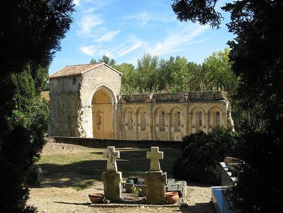 Eglise d'Amans à #Layrac (#LotEtGaronne) L'abside romane est à chevet carré, couverte en berceau brisé. Elle repose sur une corniche s'appuyant sur une série d'arcatures et colonnes encastrées, avec chapiteaux ...
Suite 👉 https://monumentum.fr/monument-historique/pa00084156/layrac-eglise-damans
#Patrimoine #MonumentHistorique
Photo CC-BY-SA 4.0 : ww2censor