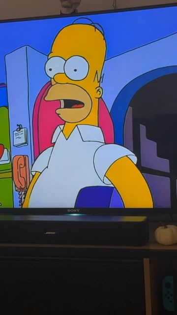 Was watching the simpsons and noticed they put a subtile hidden reptilian Ned,