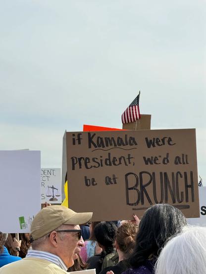 Photo by George Conway on October 18, 2025. May be an image of text that says 'DENT, DENT CT R 5 虫 口 LI a a5 店 AVOIA'.