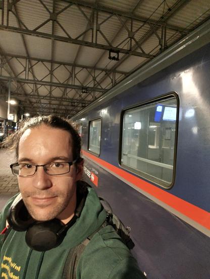 Me in front of the ÖBB Nightjet sleeper train carriage that took me to Zürich and back. Surprisingly comfortable if you book the sleeper wagon with the nice beds!