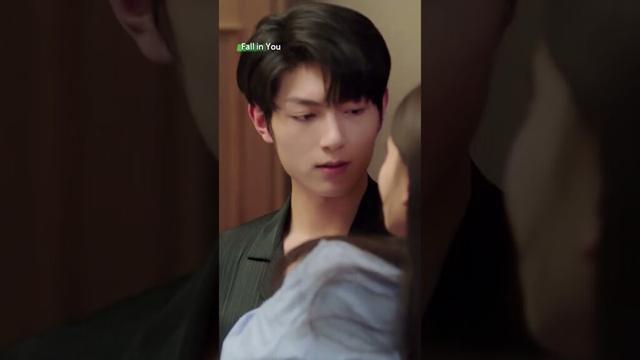 لحظات من الخجل والحب🌙💓 أغرمت بك #fallinyou #fanzhixin #limuchen #iqiyi #cdrama
