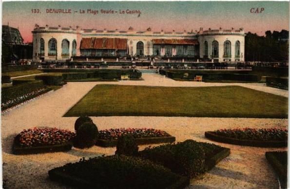 Deauville - La Plage Fleurie - Le Casino à #Deauville (#Calvados)  #CartePostaleAncienne 👉 https://cartorum.fr/carte-postale/339917/deauville-deauville-la-plage-fleurie-le-casino