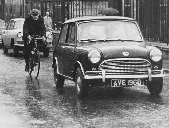 It’s almost like a 1964 wet raining day again. I wonder if it was a #MiniMonday when this snap was taken of this #AustinMini? Good heathens - http://miniphernalia.co.uk