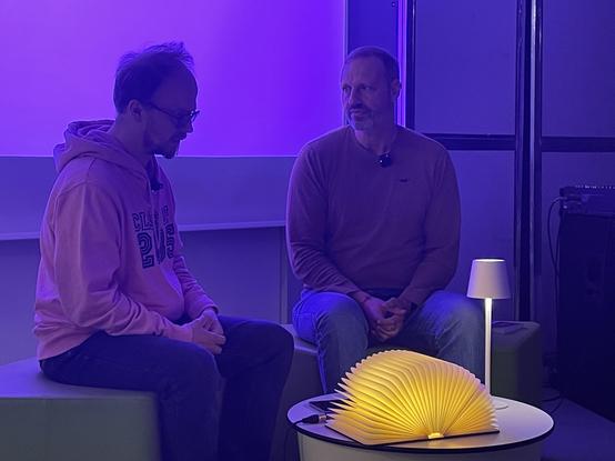 Jöran interviewt Micha Pallesche für JRA