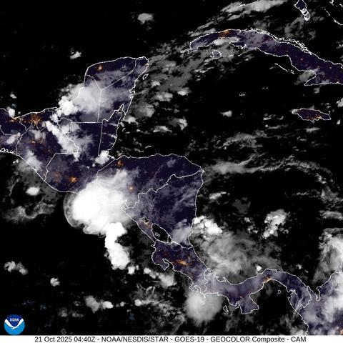 Imagen satelital que ilustra las condiciones atmosféricas sobre el territorio de América Central.