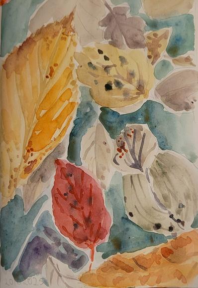 Aquarellskizze: bunte Herbstblätter vor blaugrünem Hintergrund,  alle liegen durcheinander