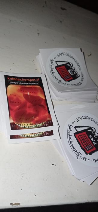 koledar.kompot.si nalepke