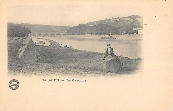 Agen La Garonne à #Agen (#LotEtGaronne) #CartePostaleAncienne 👉 https://cartorum.fr/carte-postale/112860/agen-agen-la-garonne