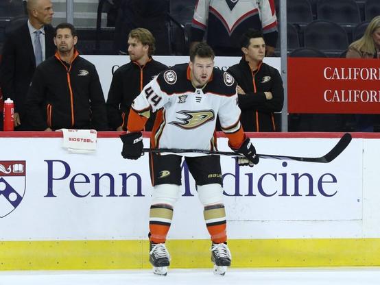 Anaheim Ducks News & Rumors: Ross Johnston Shines, Road Trip Continues, and Injury Updates - The Hockey Writers - Anaheim Ducks