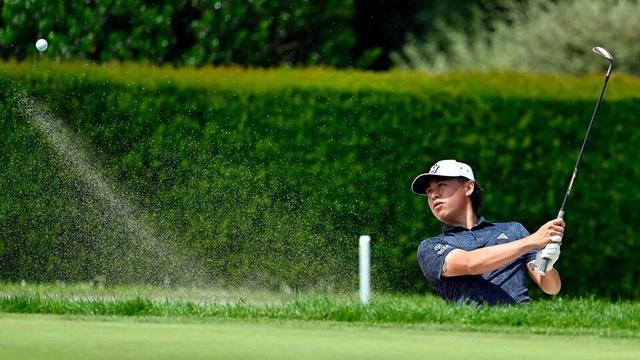 A phenom's incredible comeback. And a 7-foot-5 Tiger Woods? | Weekend 9