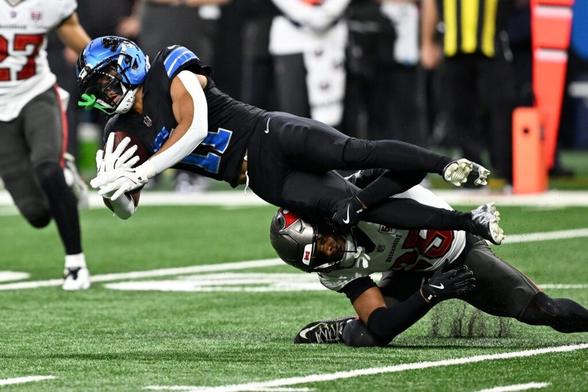 "MNF" hits Week 7 high in final doubleheader week