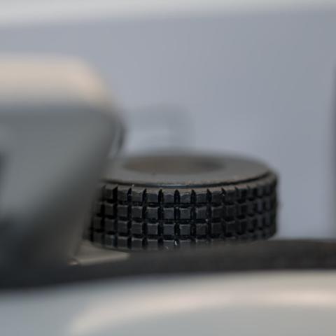 Rändelschraube an einem Beatmungsgerät