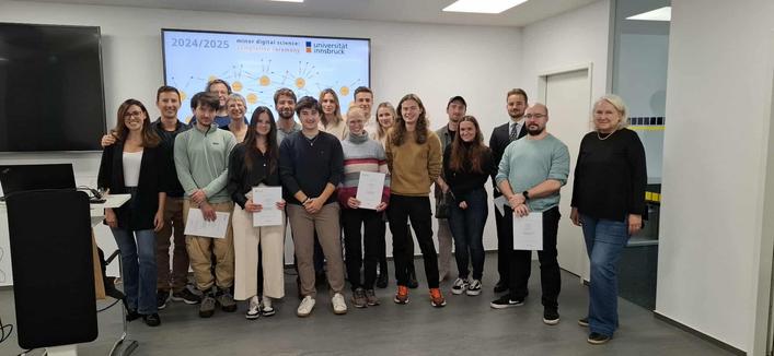 Group photo. Photo credit: Digital Science Center/Universität Innsbruck.