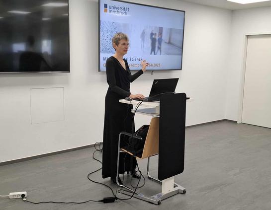 Joanna Chimiak-Opoka, Associate Dean of Studies, giving a presentation. Photo credit: Digital Science Center/Universität Innsbruck.