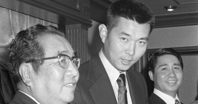 “ドラフト史上最大の事件”江川卓「空白の一日」とは何だったのか？ 巨人OBが激怒「制度が崩壊する」江夏豊「江川も大変なんやろうな」選手からは同情論 - ドラフト会議 | プロ野球 - Number Web