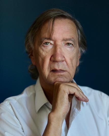 Rafael Argullol, retratado en su casa de Barcelona.