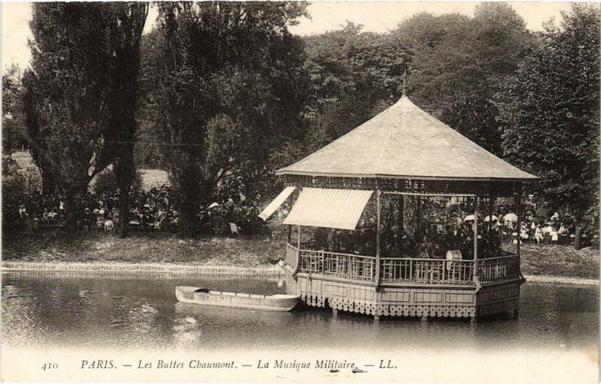 Les Buttes-Chaumont - La Musique Militaire à #Paris19 (#Paris)  #CartePostaleAncienne 👉 https://cartorum.fr/carte-postale/869981/paris-19e-les-buttes-chaumont-la-musique-militaire