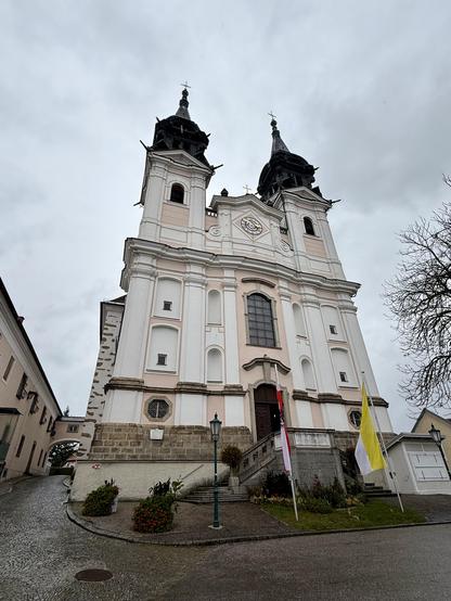 Wallfahrtsbasilika Sieben Schmerzen Mariae auf dem Pöstelberg.